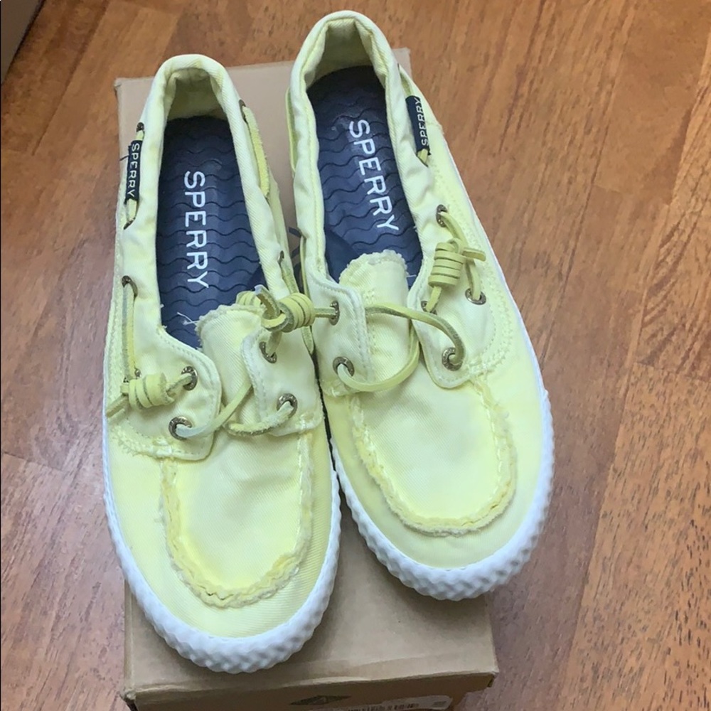 Sperry Sahel away canvas yellow